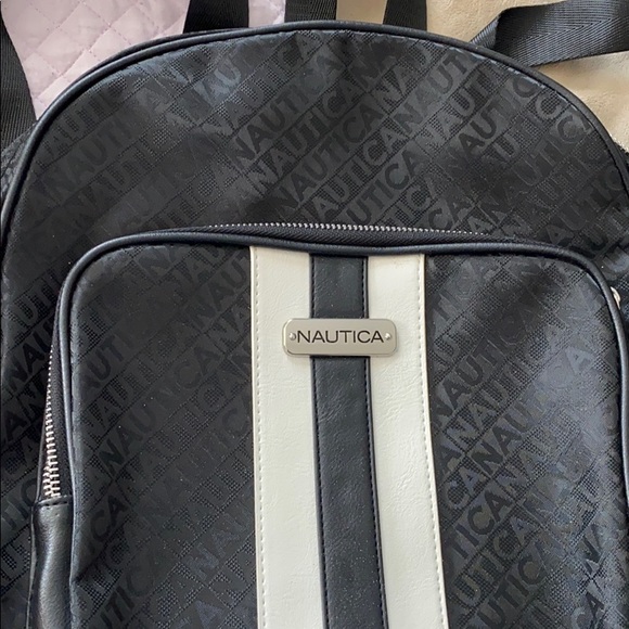 Backpack - Picture 2 of 5